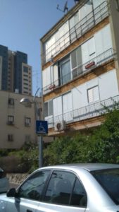 חוקי ועד בית משותף